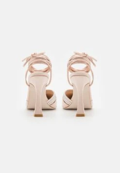 Raid Carsyn - Sandals - Nude -Raid Shoes Shop 09ab42e05fcf4693832b7e8a9254250c