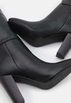 Raid Mavis - High Heeled Boots 11 Raid Mavis - High Heeled Boots -Raid Shoes Shop 0aec15d46daf4596b62e2babe5e6b4eb