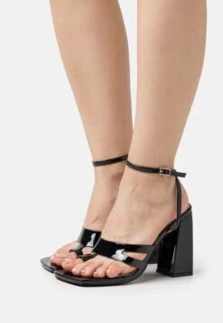 Raid Julien - T-Bar Sandals