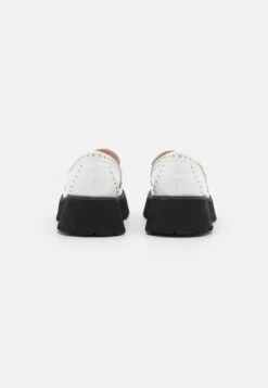 Raid Niamh - Slip-Ons - White -Raid Shoes Shop 154962d01d3f427b8a7d43ca1d0cf1ab