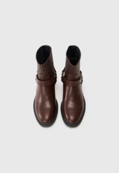 Raid LOTTIE - Cowboy/biker Ankle Boot - Brown -Raid Shoes Shop 1cab7a0cfca6430fafd94d4fcfb30ac1