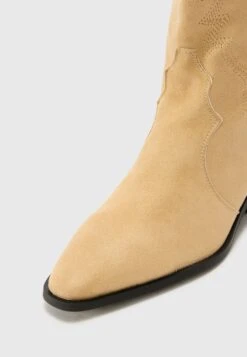 Raid VAANYA - Cowboy/Biker Boots - Nude -Raid Shoes Shop 23c37925b9924fba98cefd1868523aa2