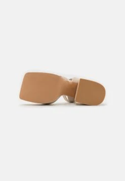 Raid Zaina - Platform Sandals - Nude -Raid Shoes Shop 26d903e1711b48c580a677aebb152024