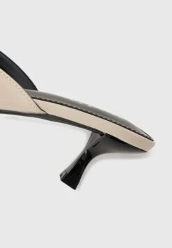 Raid AARNA - Heeled Mules - Beige -Raid Shoes Shop 31f0bab1cf8441a3999df1c99b6c9e1a