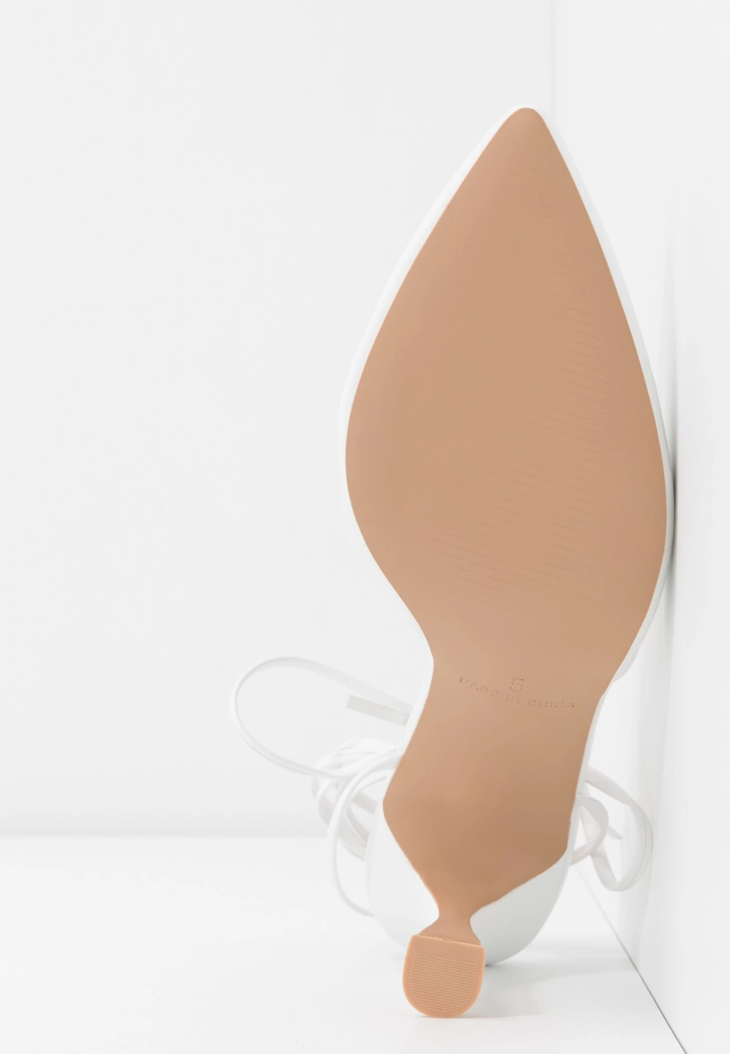 Raid Zumi - High Heels - White 7 Raid Zumi - High Heels - White - Image 7