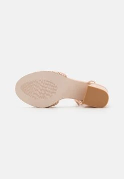 Raid Delia - Sandals - Nude -Raid Shoes Shop 380b737c5b524832ae0381dd40a4c9ca