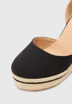 Raid RUNI - Wedge Sandals - Black -Raid Shoes Shop 3e3412f0c9094452bbbd306be0492d22