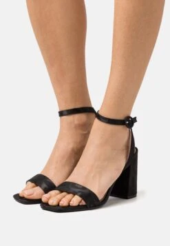 Raid Wink - Sandals