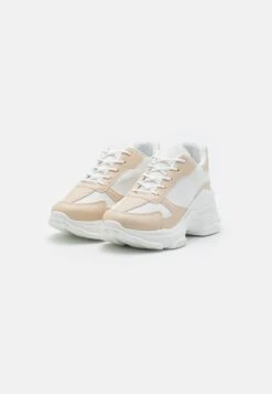 Raid Champ - Trainers - Nude -Raid Shoes Shop 3fbd47d583a24e7da9292de8d838e192