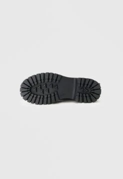 Raid GRACE - Classic Ankle Boots - Black -Raid Shoes Shop 461c527f3f39435b9a63f892c07ab576