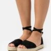 Kaira - Platform Sandals - Black