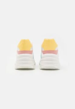 Raid Champ - Trainers - Multi-Coloured -Raid Shoes Shop 57d9082b4c2549039bd76a495667f987