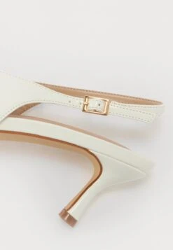 Raid TRISTEN - Classic Heels - White Patent -Raid Shoes Shop 587ef0ab64be4e7e9a0ae78f59ce96f0