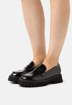 Raid Astra - Slip-Ons