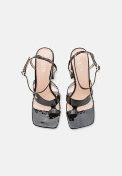 Raid Julien - T-Bar Sandals 11 Raid Julien - T-Bar Sandals -Raid Shoes Shop 664ca588d5a042e89d412d73857c4d72