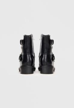 Raid OLLIE - Cowboy/biker Ankle Boot - Black -Raid Shoes Shop 6d7e5c671b214720a5689a56373db0af