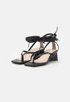 Raid Elope - T-Bar Sandals -Raid Shoes Shop 777e92e3eef144af99c6e9385c8c5cbe