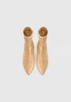 Raid INNIKA - Ankle Boots - Camel -Raid Shoes Shop 780e13edd0564440a7ffa04e05e24bd2