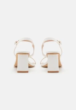 Raid Lilac - Sandals - White -Raid Shoes Shop 830b9fa749e7437982c2aaa9d3df4966