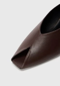 Raid ROSHELL - Heeled Mules - Brown -Raid Shoes Shop 87a18fc32573443dbe21199ae2cd9544