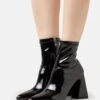 Raid Chehloh - Classic Ankle Boots - Black