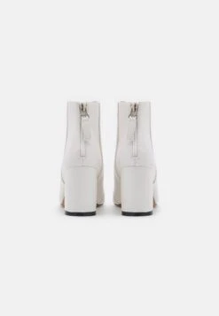 Raid Wynter - Ankle Boots -Raid Shoes Shop 97cb1112413c41fc8add86e7926c1dda