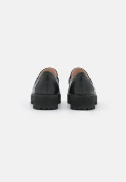 Raid Chase - Slip-Ons - Black -Raid Shoes Shop 9a1d64b0b2324fa38e8995d6a0e23dc1