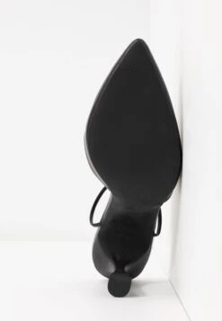 Raid Zumi - Lace-Up Heels -Raid Shoes Shop 9ccc5d7d5ba64b308bf2b1d397c96969