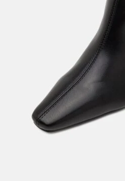 Raid LAYLA - Boots - Black -Raid Shoes Shop a024ebbe03744c4fa685d777133b4417