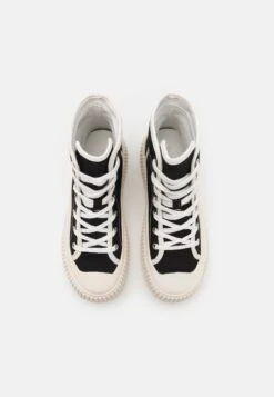 Raid Cherise - High-Top Trainers 11 Raid Cherise - High-Top Trainers -Raid Shoes Shop a05c81155d544f18851daec2ebe4b6ed