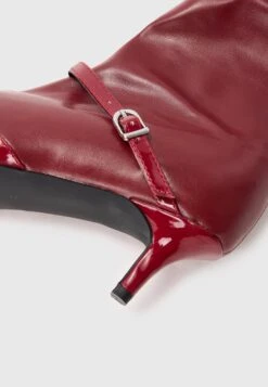 Raid ASTRA - Classic Ankle Boots - Burgundy -Raid Shoes Shop ab0fac4f41a942828c1758ab2ef03097