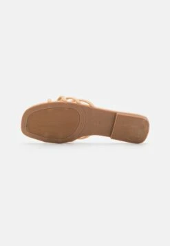 Raid Carlin - Mules - Nude -Raid Shoes Shop ae9f9a76792a462e8aee50fd852579aa