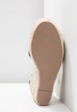 Raid Marea - Wedge Sandals -Raid Shoes Shop b2512d5203554d64b381276a41a596d7