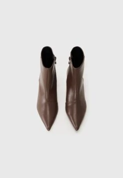 Raid DEBRA - Ankle Boots - Brown -Raid Shoes Shop bc4b8f04bd4e4e3abd663ac4dcbf11fd