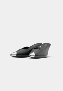 Raid ELKANA - Heeled Mules - Black -Raid Shoes Shop c19cbde8079340b78923297dc242c113