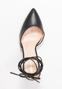 Raid Zumi - Lace-Up Heels -Raid Shoes Shop c7f2fc4bfecf4ffe8291b8d360422502