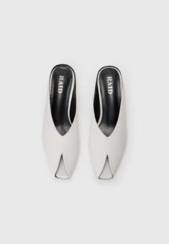 Raid ROSHELL - Heeled Mules - White -Raid Shoes Shop d8a96c024ef643b3a878e1e160d9f62e