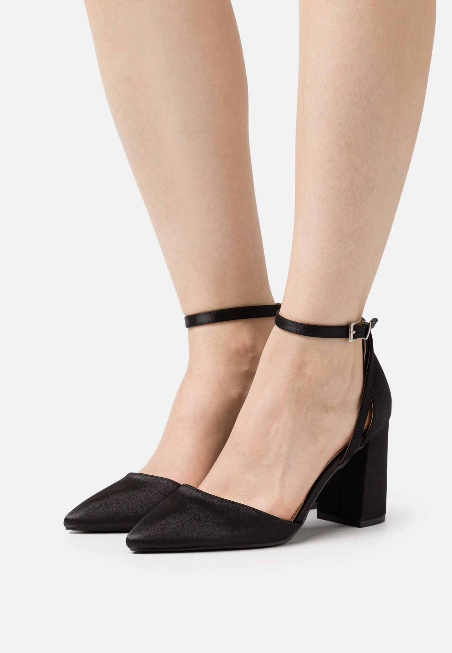 Raid Katy - Classic Heels 1 Raid Katy - Classic Heels