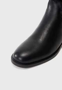 Raid JUSTICE - Over-the-knee Boots - Black 12 Raid JUSTICE - Over-the-knee Boots - Black -Raid Shoes Shop dd8a233899a64072bf3c30882f381728