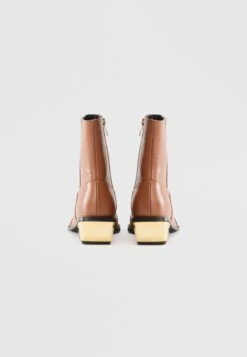 Raid LYNN - Cowboy/biker Ankle Boot - Tan -Raid Shoes Shop deae8caa02fa42e99740cd3eb52befbe