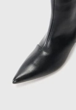 Raid DEBRA - Ankle Boots - Black -Raid Shoes Shop e14c74d288174fd0bd8a6bd6ccf564e6