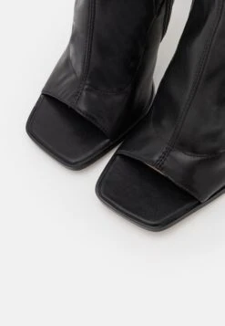 Raid Quarry - High Heeled Boots - Black -Raid Shoes Shop e17123b6edc54a4180f3d3d40dd565da