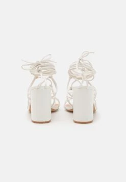 Raid Kelsey - Sandals - White -Raid Shoes Shop e1b3d0967b1e4beab91a334438668e6d