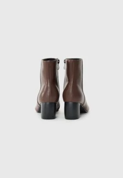 Raid DEBRA - Ankle Boots - Brown -Raid Shoes Shop e6456846f48d42968ca4b61d242a6b02