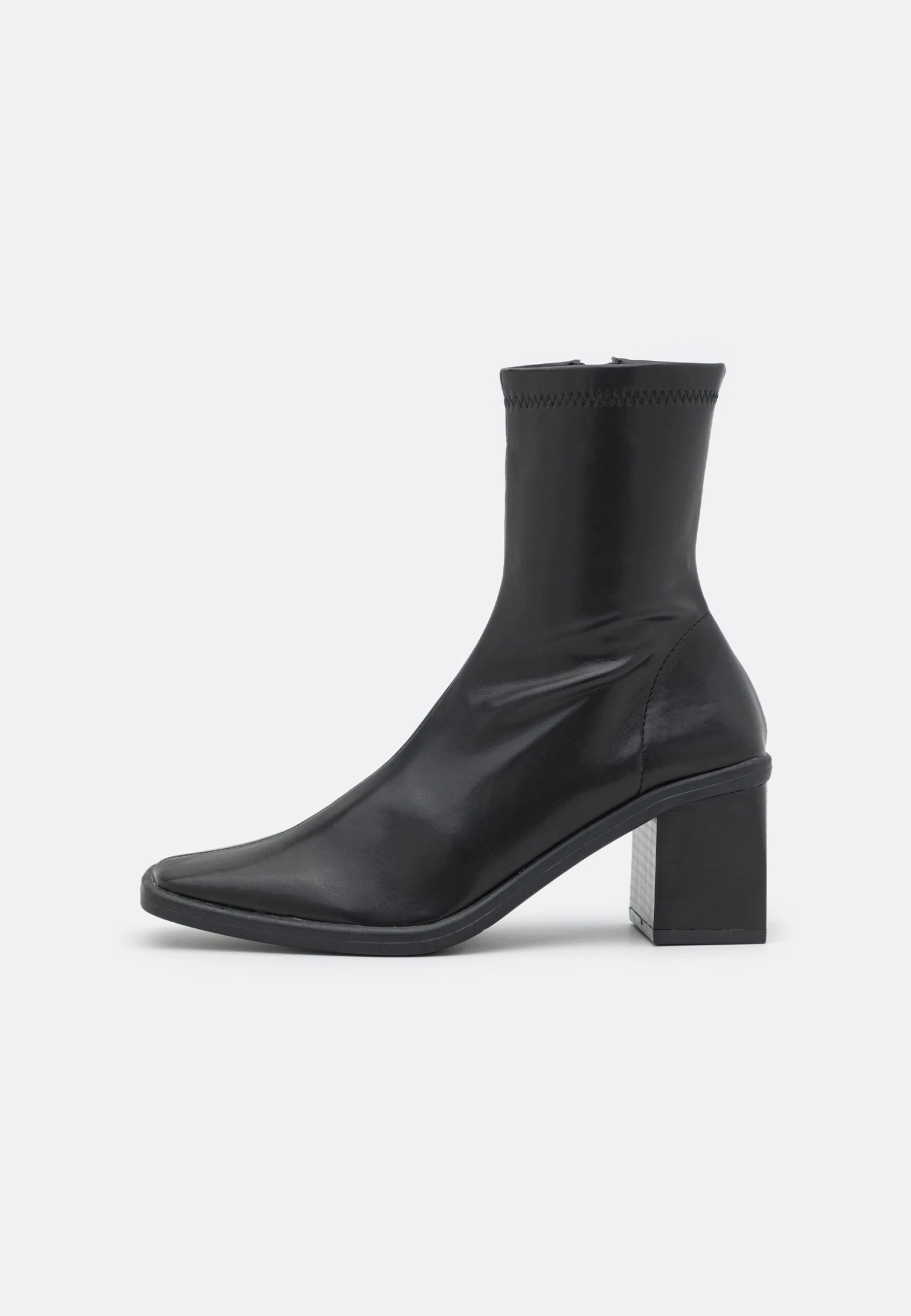 Raid Averie - Classic Ankle Boots - Black 2 Raid Averie - Classic Ankle Boots - Black - Image 2