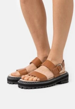 Raid Aditi - Platform Sandals - Brown