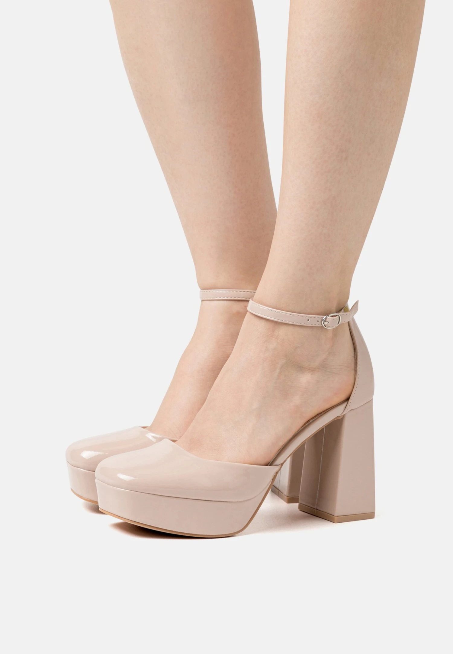 Raid Ceylon - High Heels 1 Raid Ceylon - High Heels