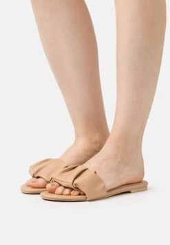 Raid Sunnie - Mules - Nude