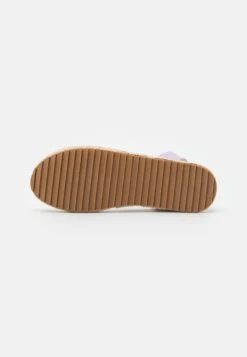 Raid Alice - Espadrilles -Raid Shoes Shop f582509e637b4348b9788164675f56ca