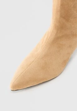 Raid INNIKA - Ankle Boots - Camel -Raid Shoes Shop f9fd32b502204e12ad1bb245e5665356